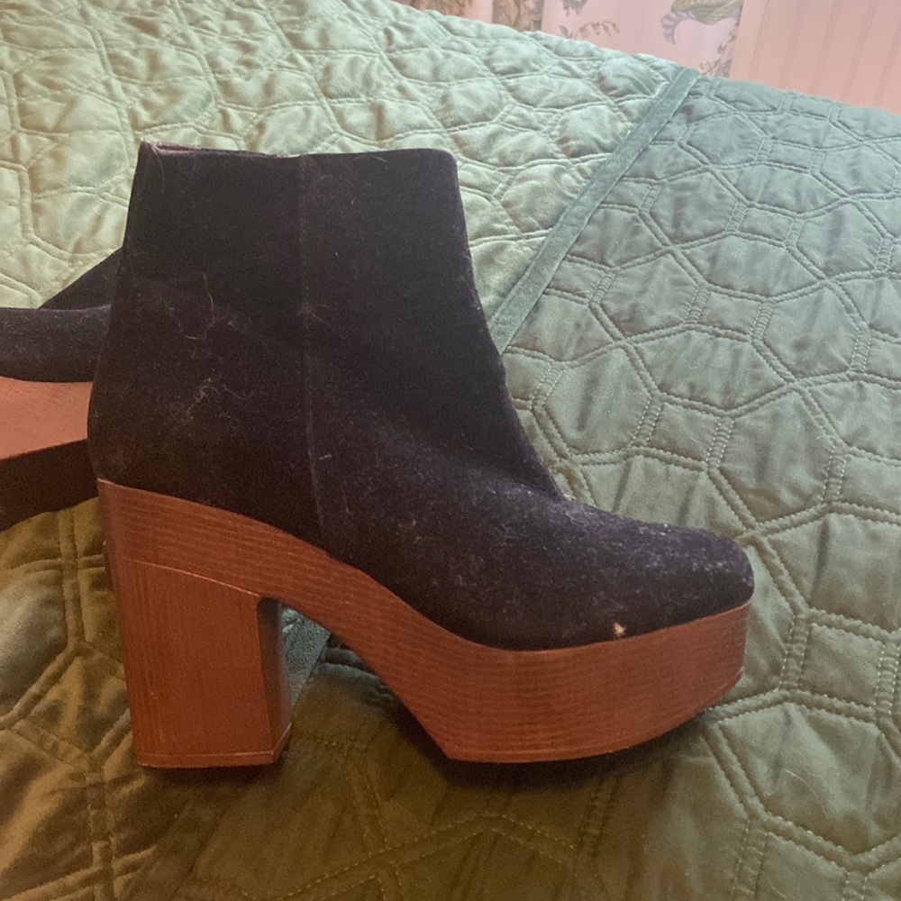 Black Platformed Booties